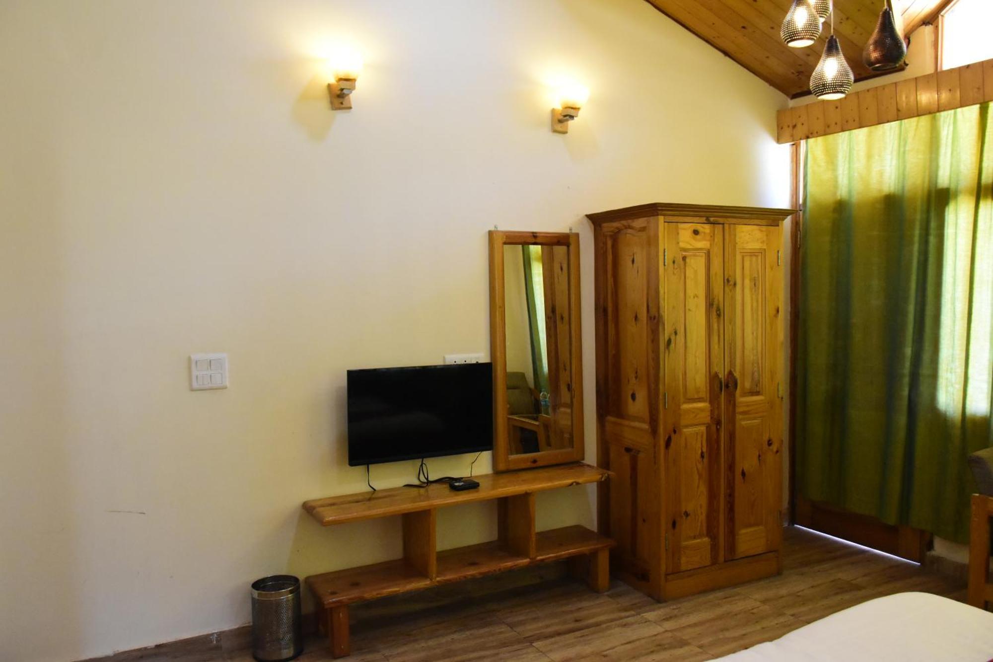 Hotel Jamla Inn Manāli Esterno foto