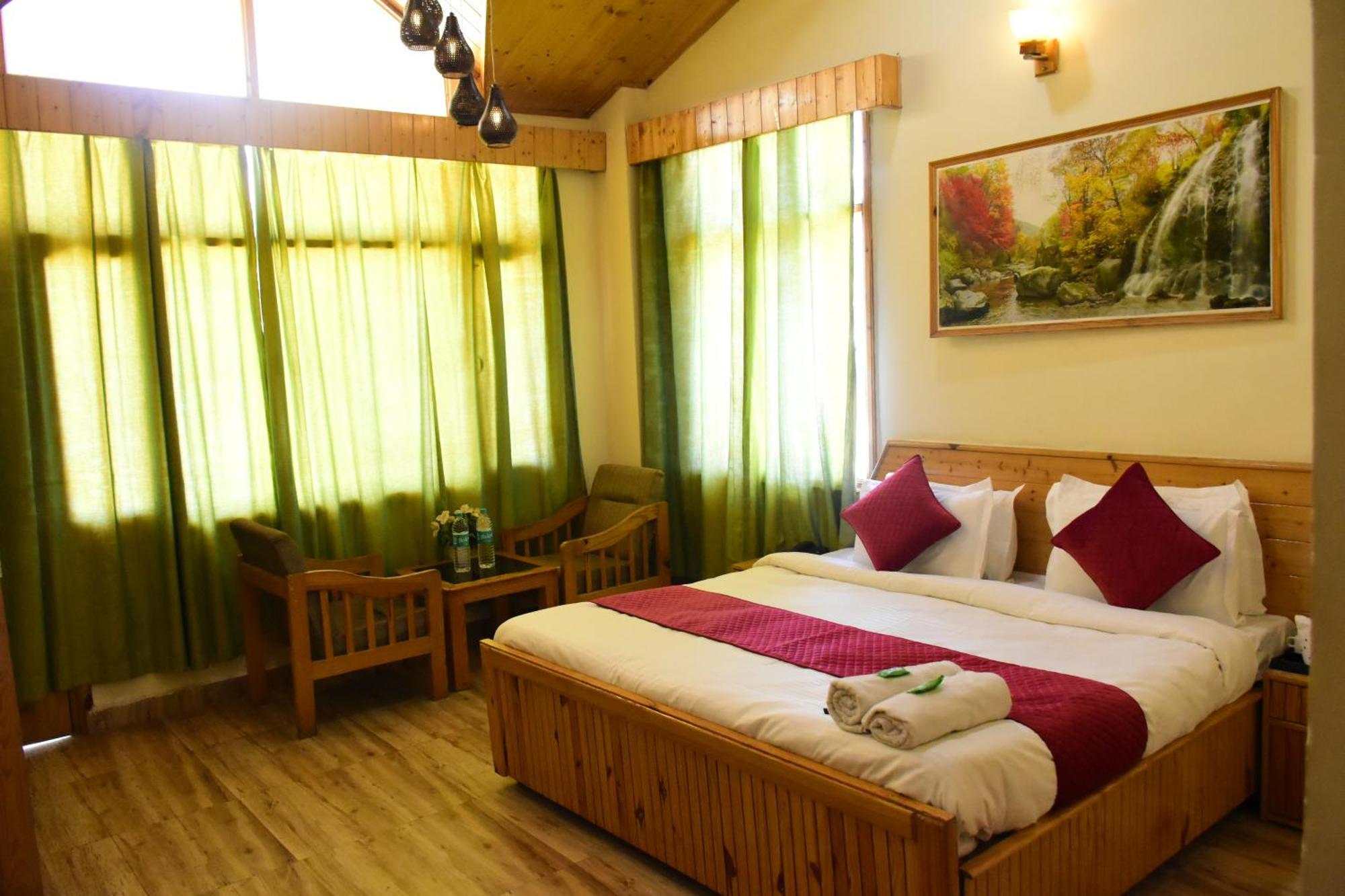 Hotel Jamla Inn Manāli Esterno foto