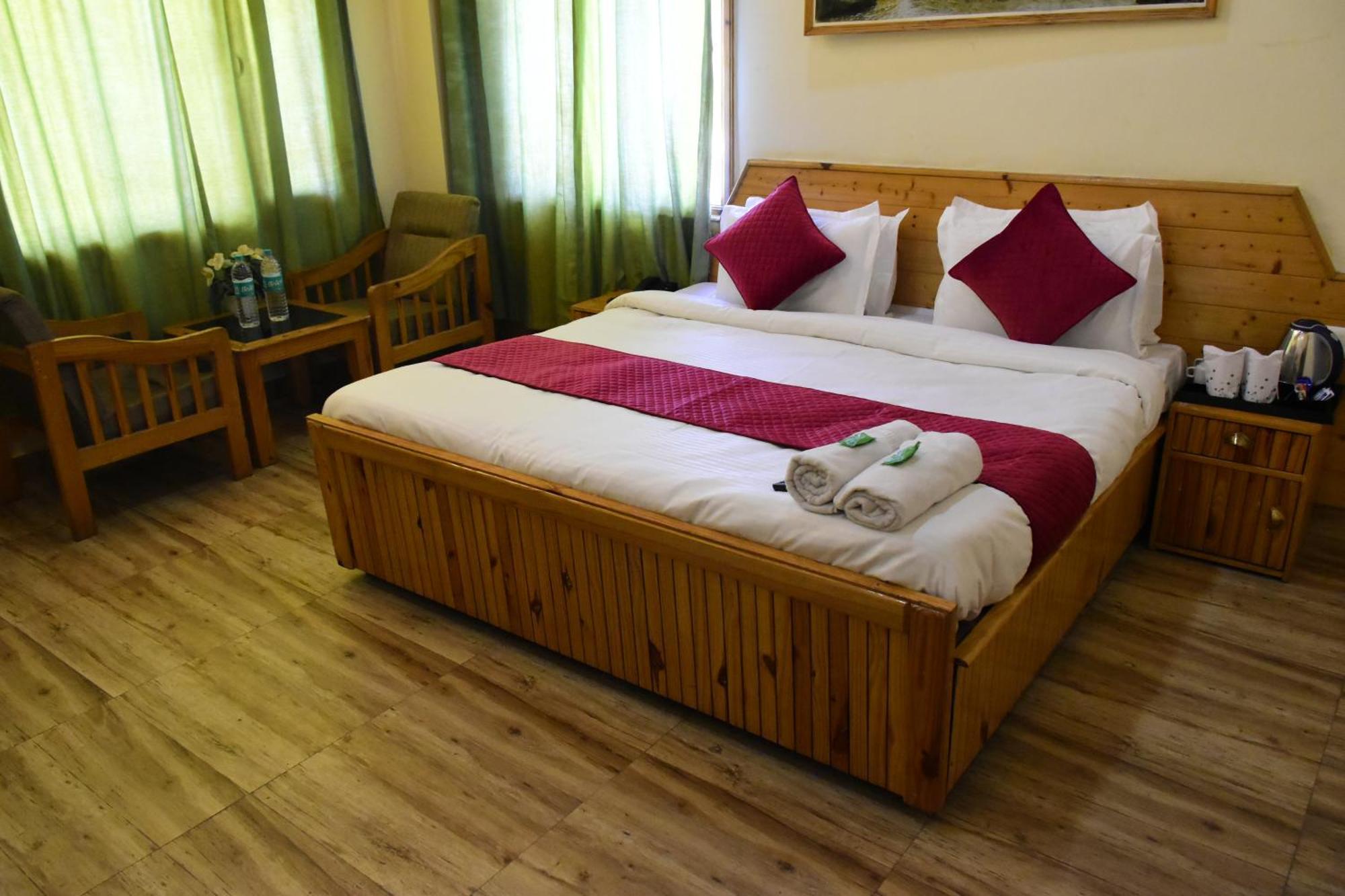 Hotel Jamla Inn Manāli Esterno foto