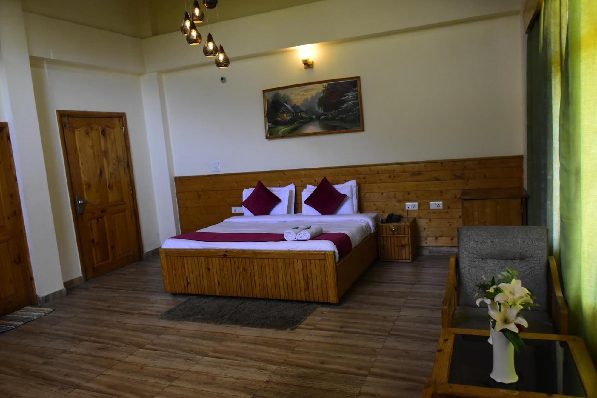 Hotel Jamla Inn Manāli Esterno foto